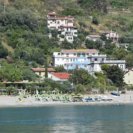Hotel La Carruba