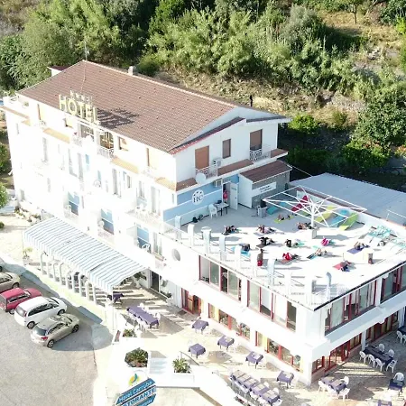Szálloda La Carruba Cetraro