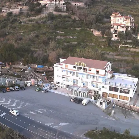 La Carruba チェトラーロ